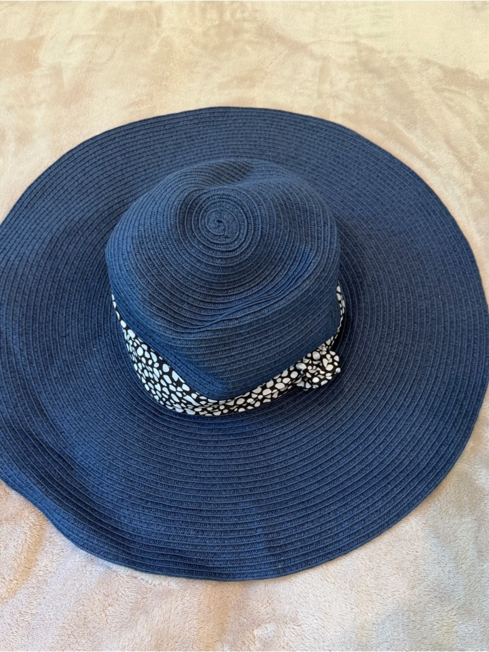 Serra Navy Wide-Brim Sun Hat with Black and White Band - Picture 2 of 4